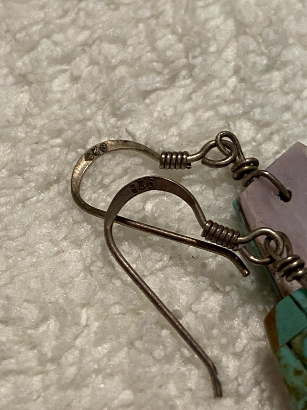 Sterling silver 925 Santo Domingo Turquoise Inlay & Pink Scallop Shell Earrings - Picture 5 of 6